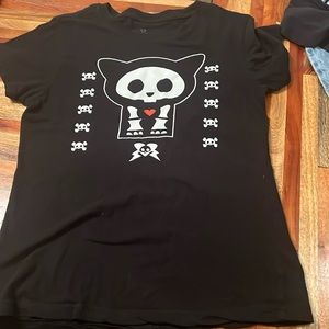 Skelanimals medium black fitted shirt NWOT